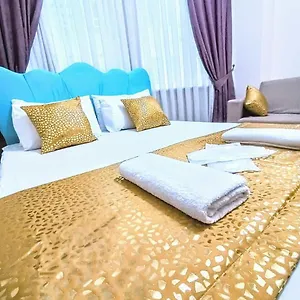 nevizade-suits.istanbul-turkeyhotels.com/